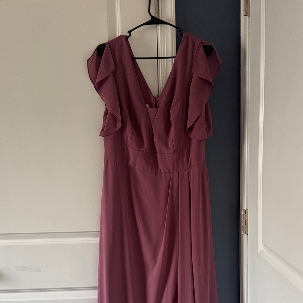 David’s Bridal Chianti Elegant Plum V-Neck Flutter Sleeve Dress